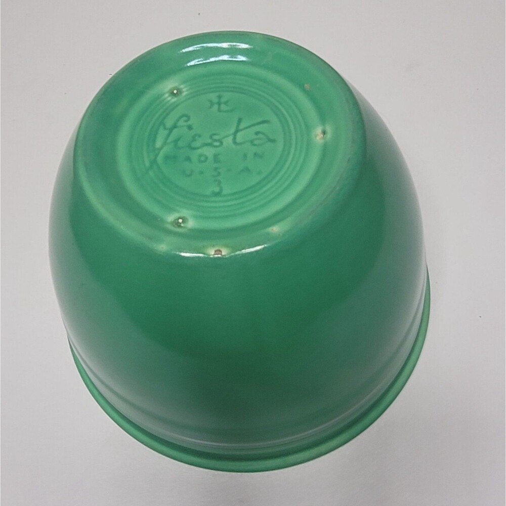 VINTAGE Fiesta Ware GREEN #3 Nesting Mixing Bowl Fiestaware Excellent Condition - Picture 2 of 4